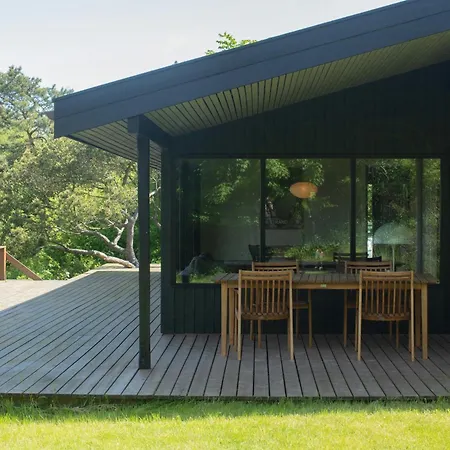 Sunsets In A Delightful 70s House Hébergement de vacances *