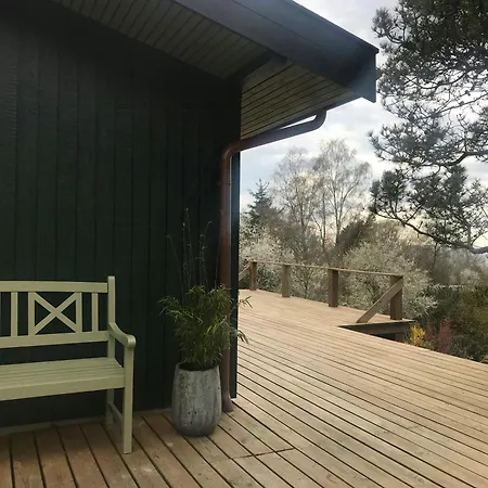 Sunsets In A Delightful 70s House *